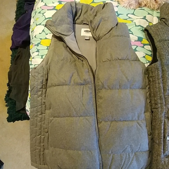 2 puffy vests from old navy. - Picture 2 of 5